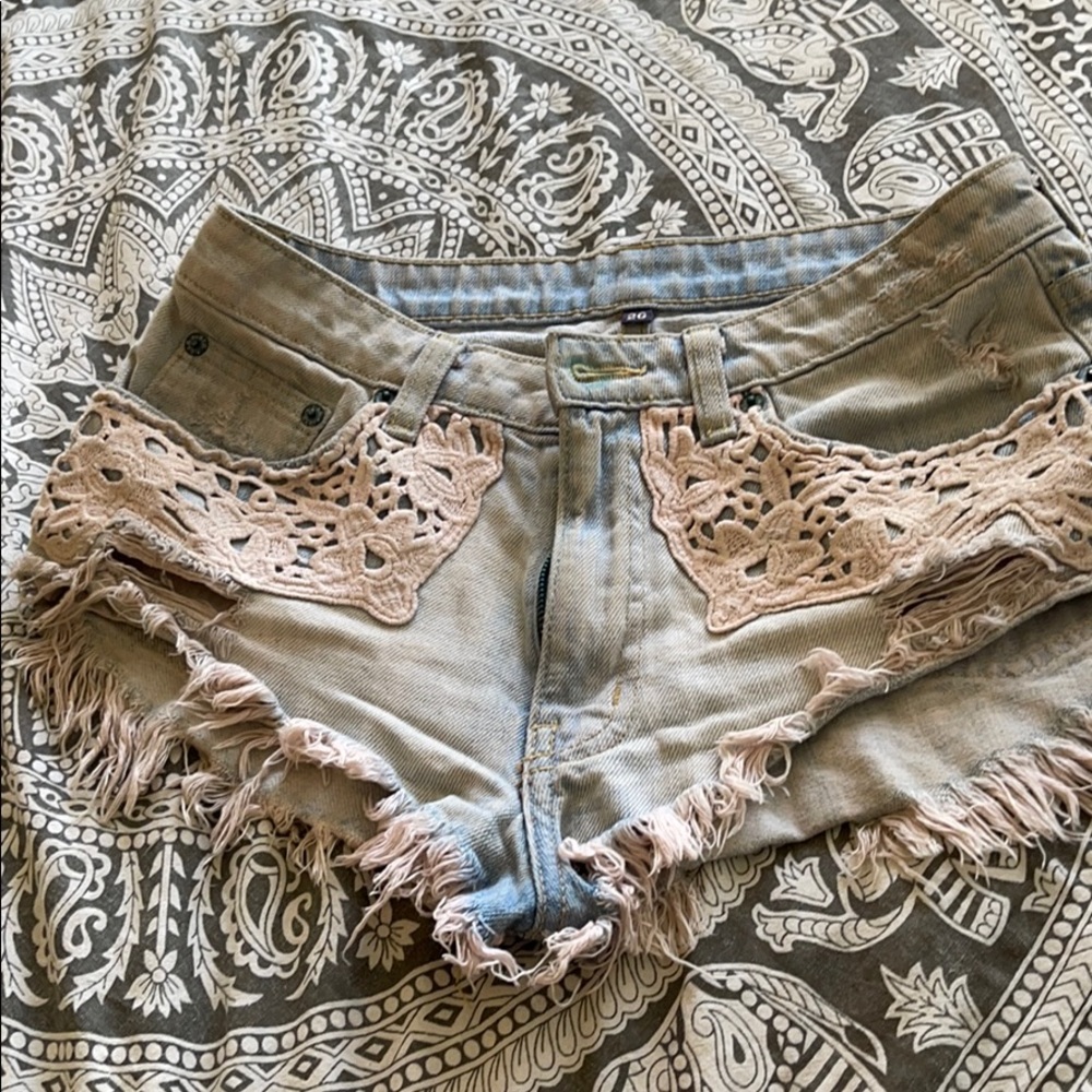 LF Carmar distressed shorts